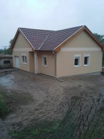 /album/nehany-elkeszult-hazunk/a20140515-160031-1-jpg/